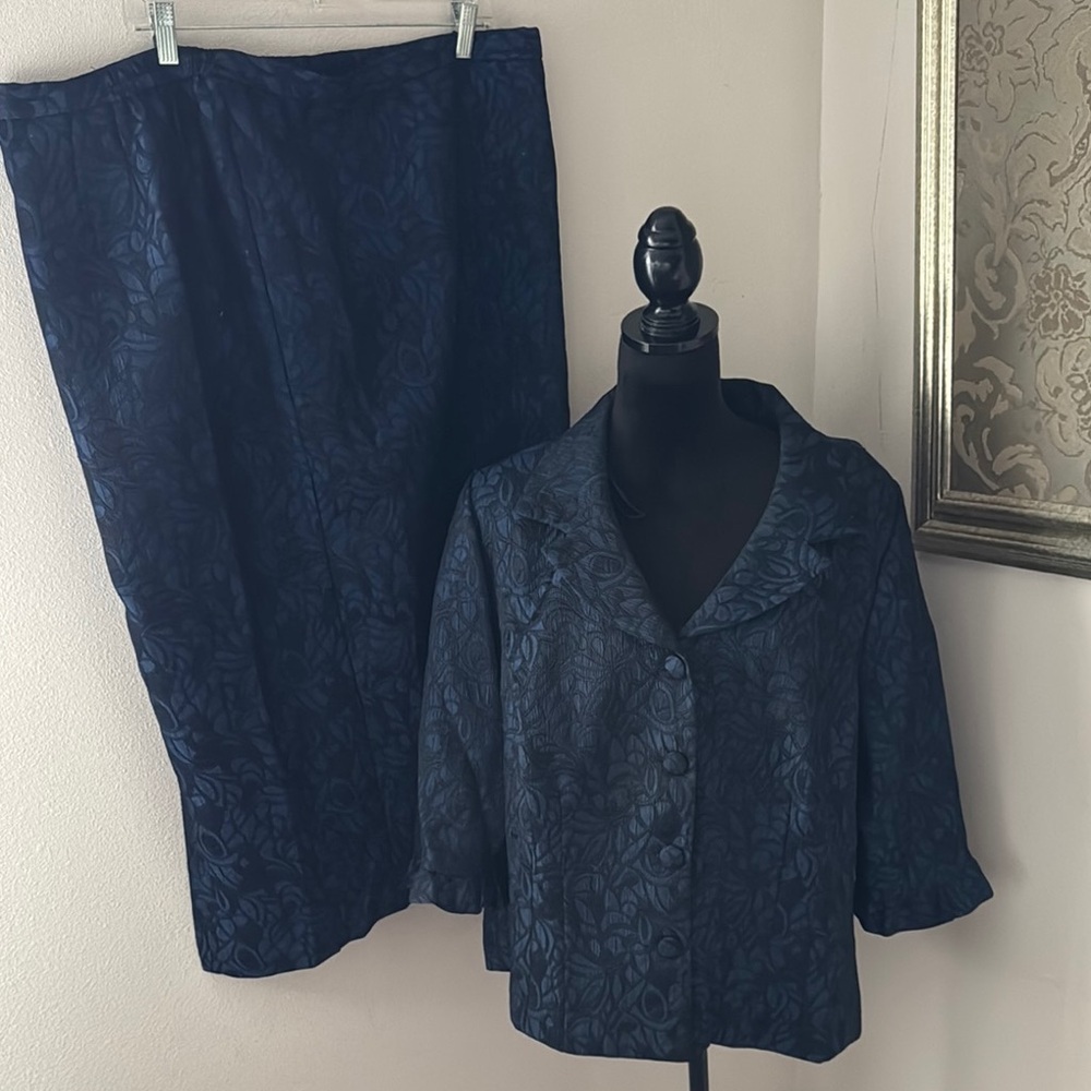 Jessica Howard women’s Petite blue black Damask formal two piece suit Sz 24